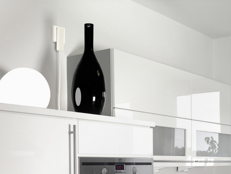 EVOline Plug / White-1845