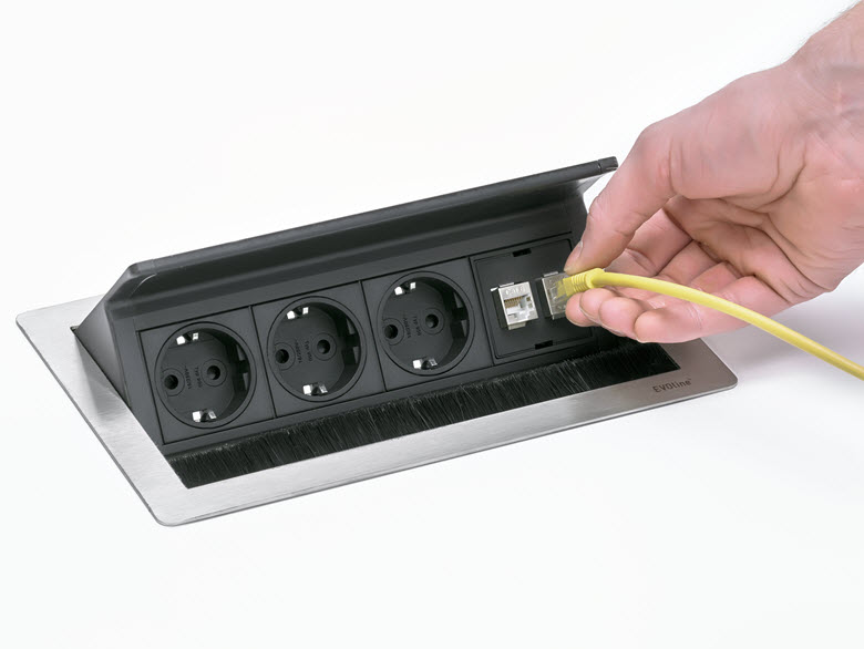 EVOline Fliptop Push S / Netbox 3x power socket-2817