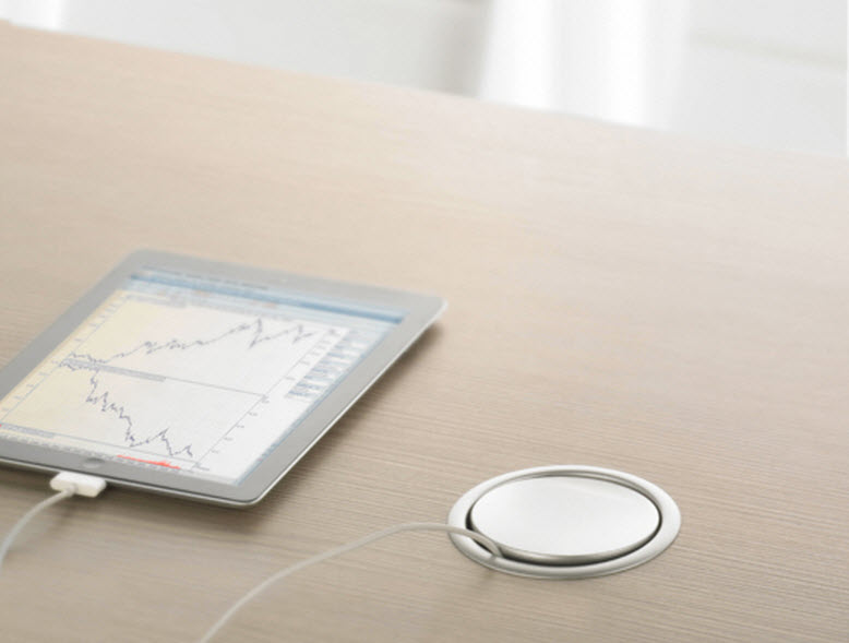EVOline Port / White / 3x pop up socket-2947